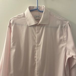 Calvin Klein regular fit performance non-iron dress shirt in seer sucker